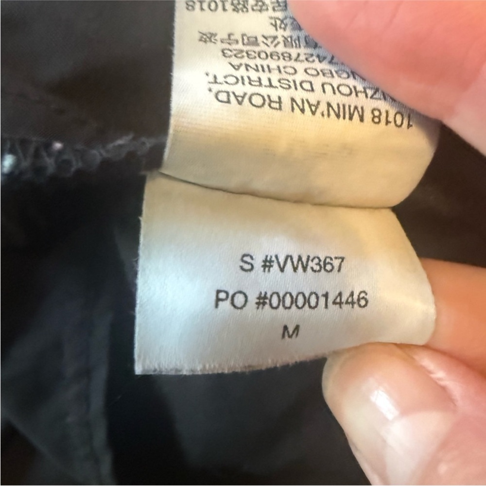 Vuori Black Dash Performance Short - Picture 11 of 12